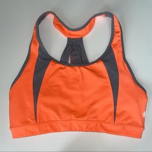 Athleta Sting Stunner Sports Bra